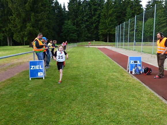 20140628_hinderniscrosslauf.steinheid_13