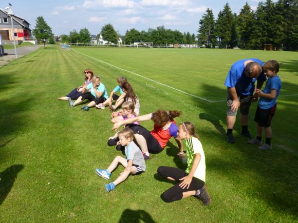 20140721_sommerferienstart.mit.rasenhockey_p107010412